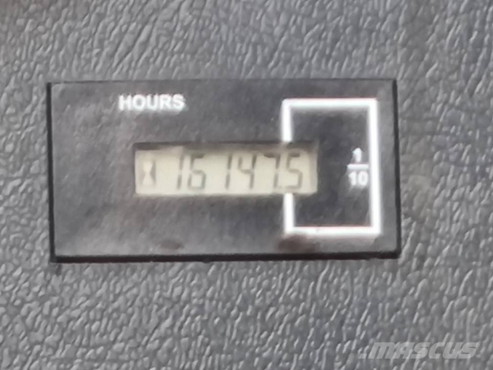 Hyundai HX 300 Paletli ekskavatörler