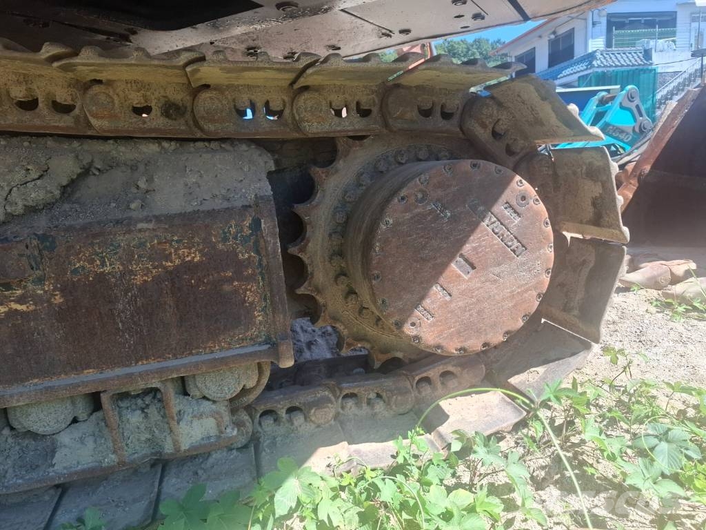 Hyundai HX 300 Paletli ekskavatörler