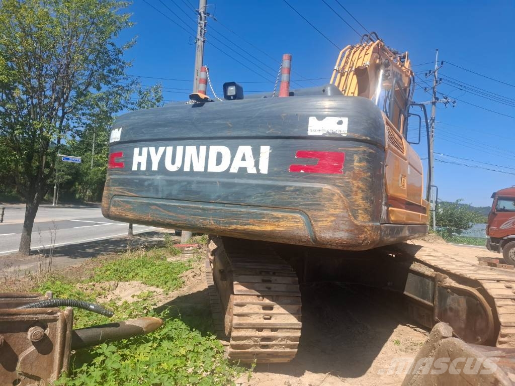 Hyundai HX 300 Paletli ekskavatörler
