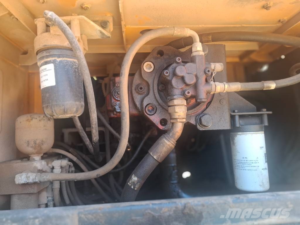 Hyundai HX 300 Paletli ekskavatörler