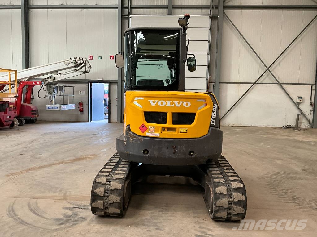 Volvo ECR 50 D Minigraafmachines < 7t