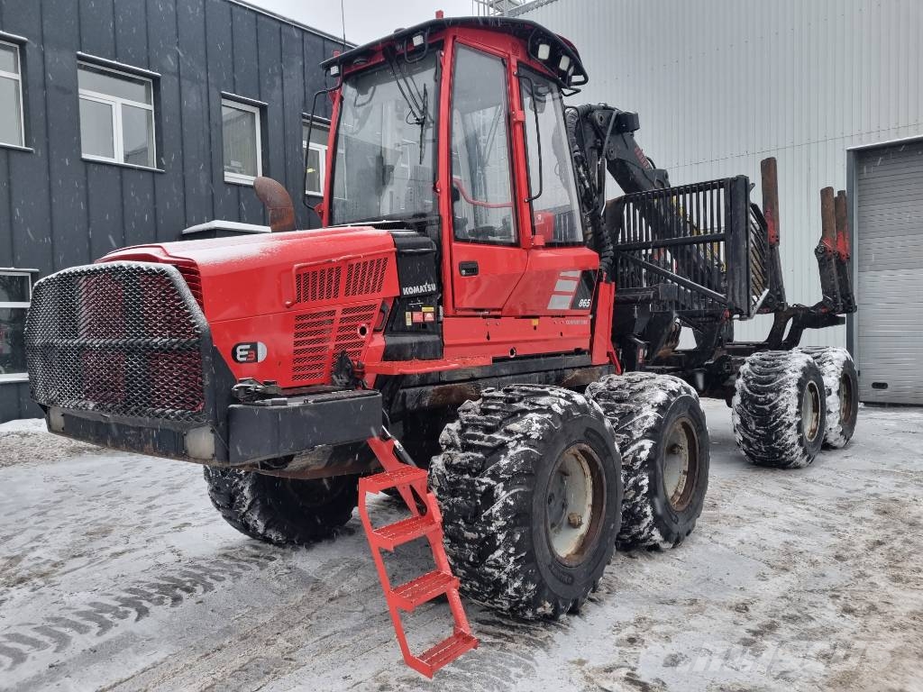 Komatsu 865 원목 포워더