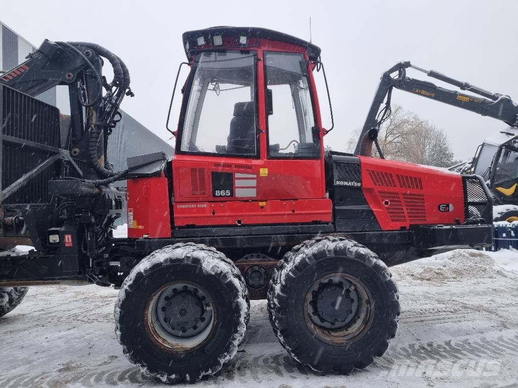 Komatsu 865 원목 포워더