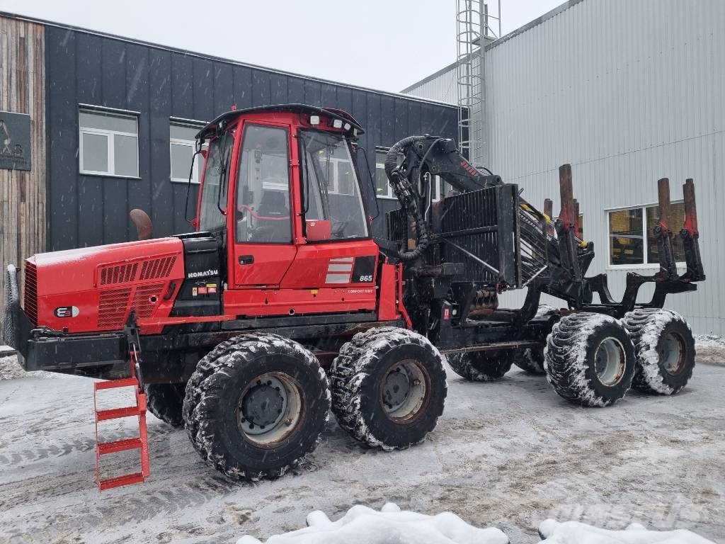 Komatsu 865 원목 포워더