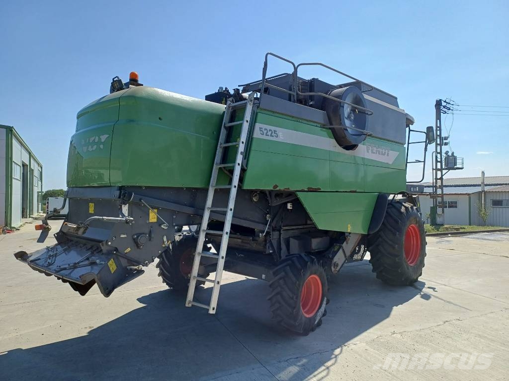 Fendt 5225 E Combine harvesters
