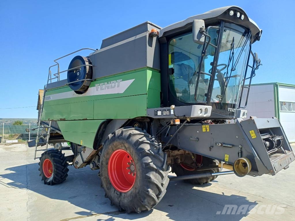 Fendt 5225 E Combine harvesters