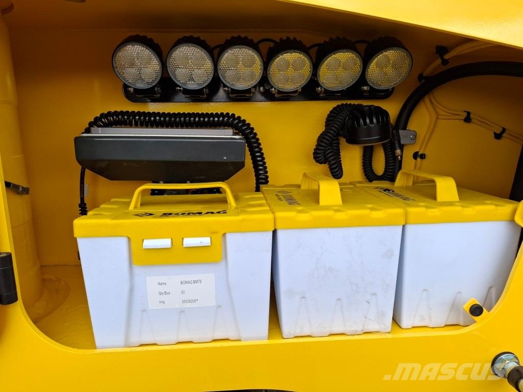 Bomag DE BM 1000/35-2 Stage V/Tier 4f Kylmäasfalttikoneet