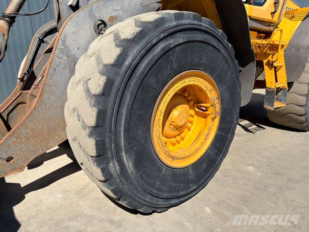 Volvo L120F Rataslaadurid