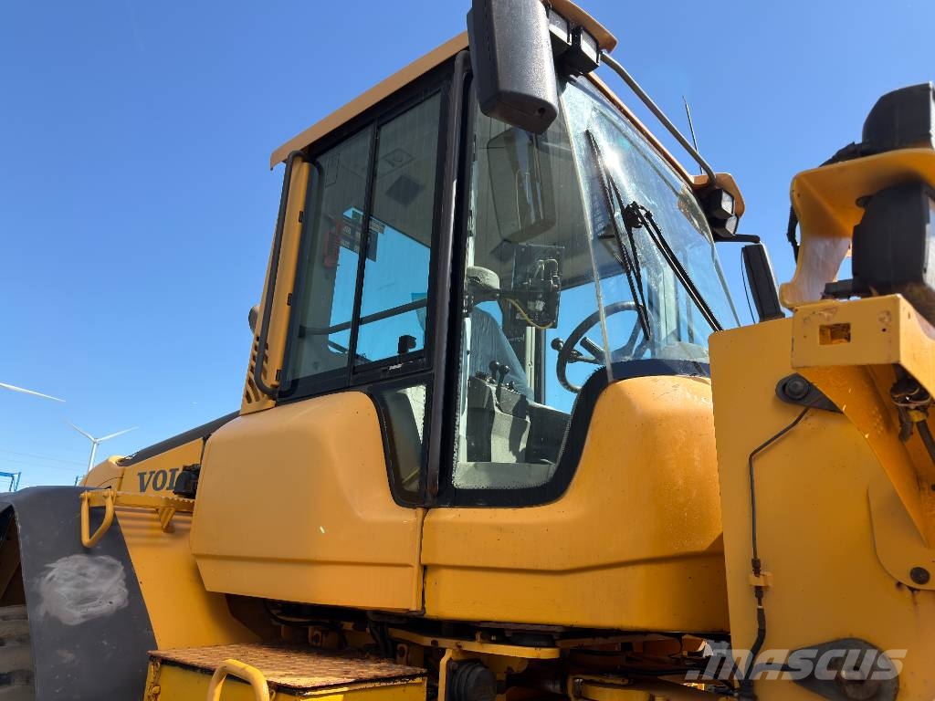 Volvo L120F Rataslaadurid