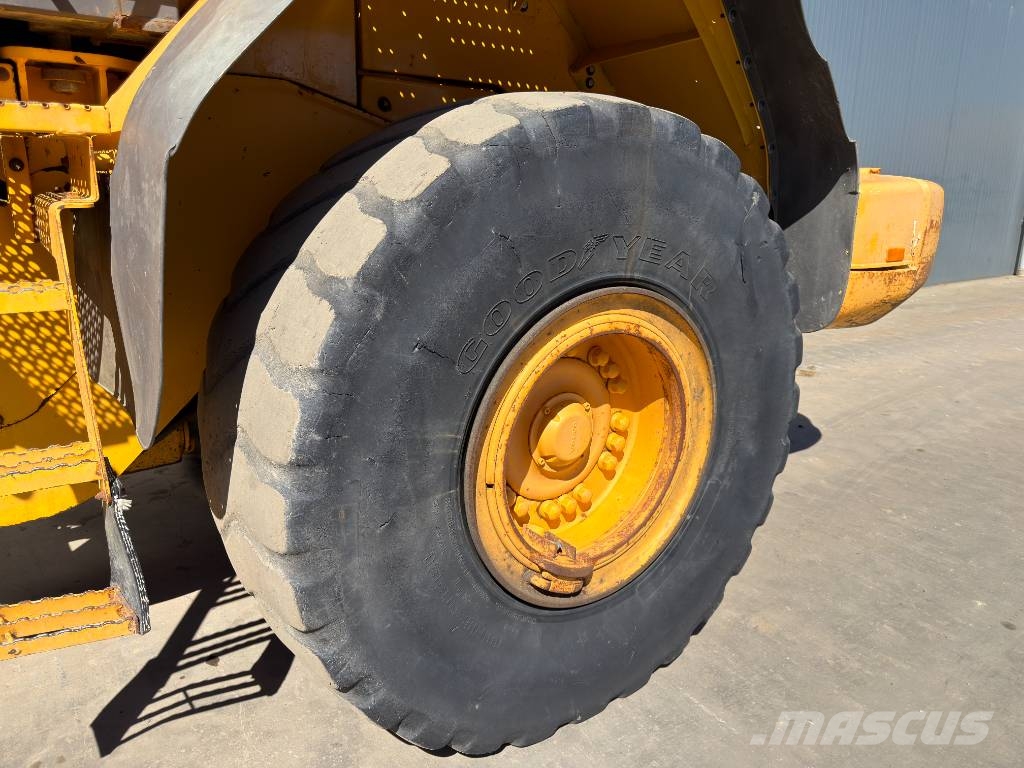 Volvo L120F Rataslaadurid