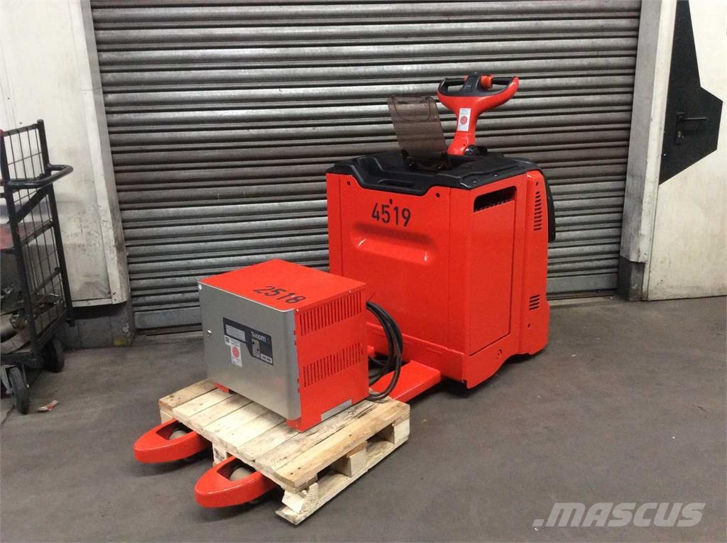 Linde T20AP Lavansiirtotrukit ajotasolla