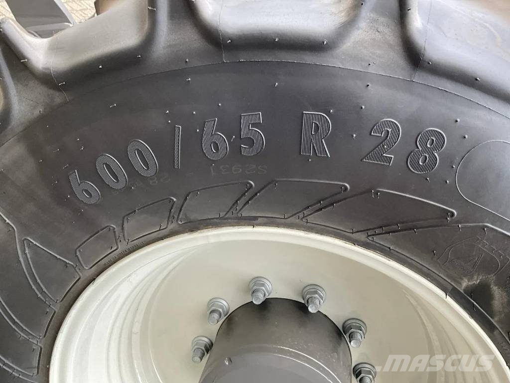Valtra Q225 ACTIE! Traktorer