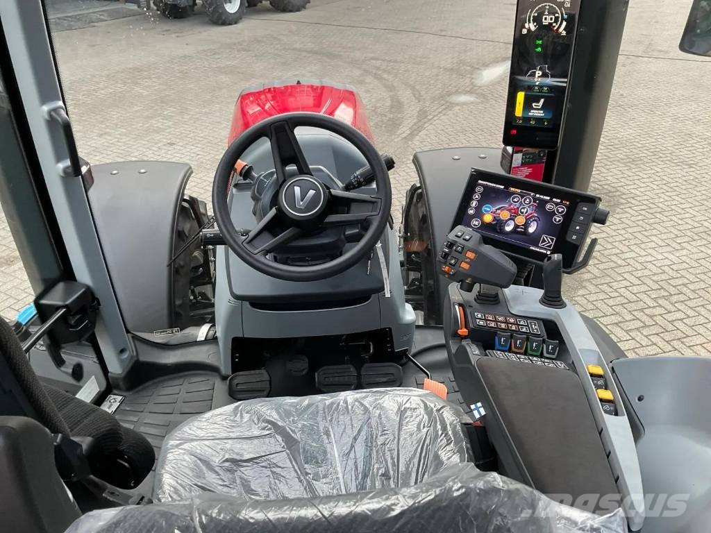 Valtra Q225 ACTIE! Traktorer