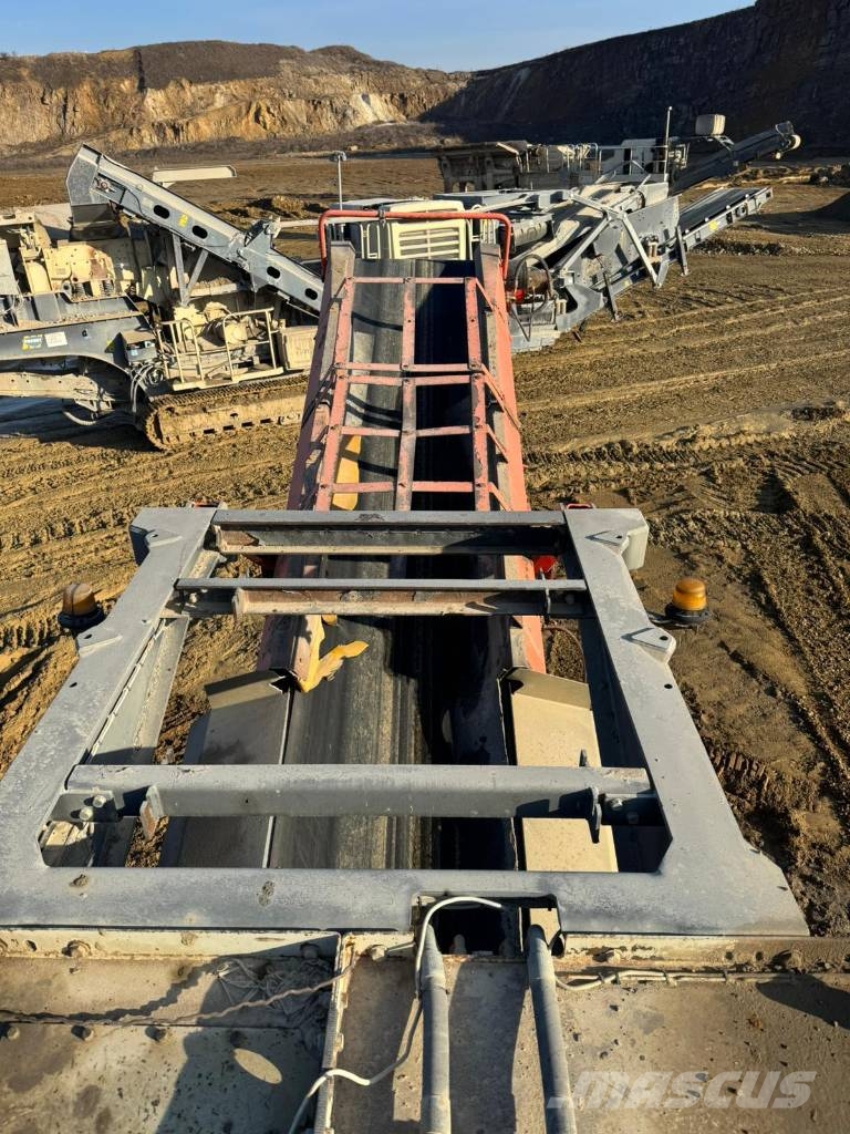 Sandvik QJ 341 الكسارات المتنقلة