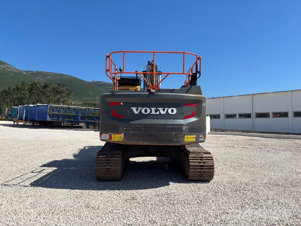 Volvo EC 300 EL Гусеничні екскаватори