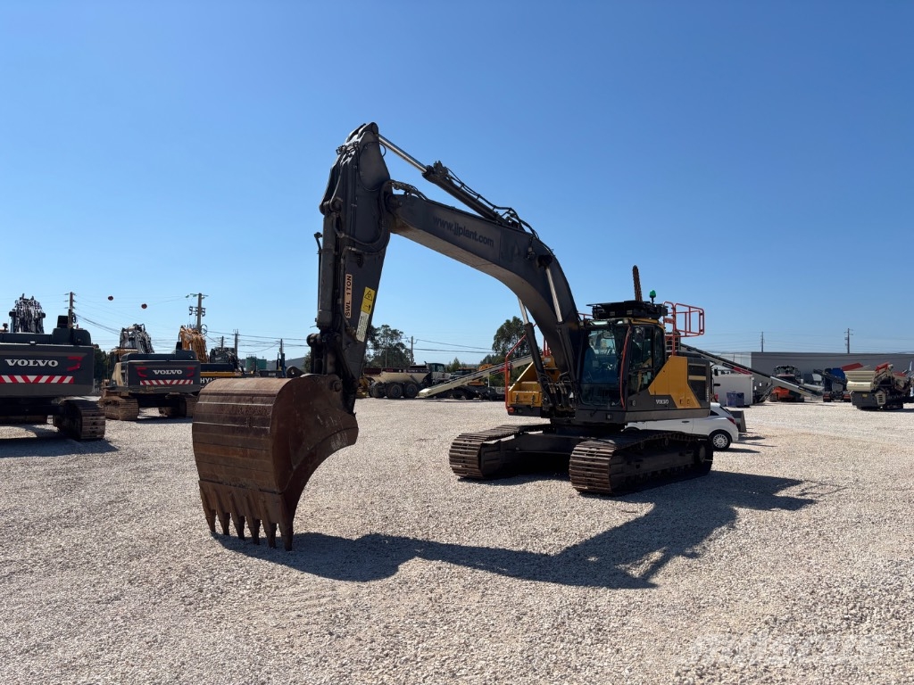 Volvo EC 300 EL Гусеничні екскаватори
