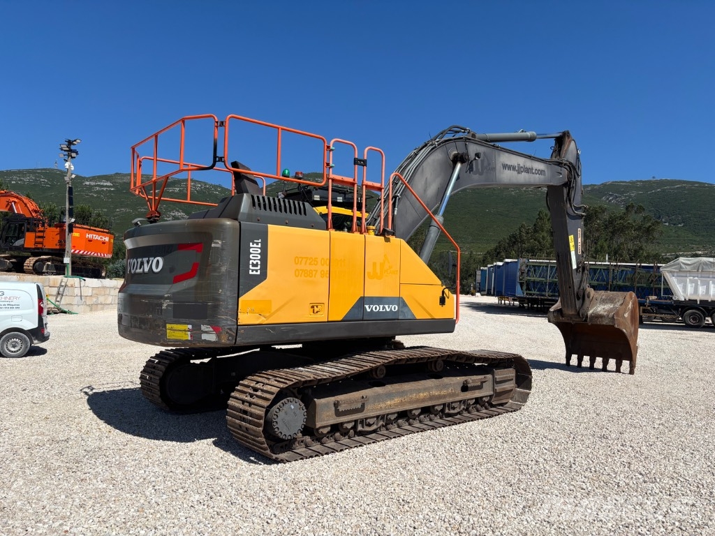 Volvo EC 300 EL Гусеничні екскаватори