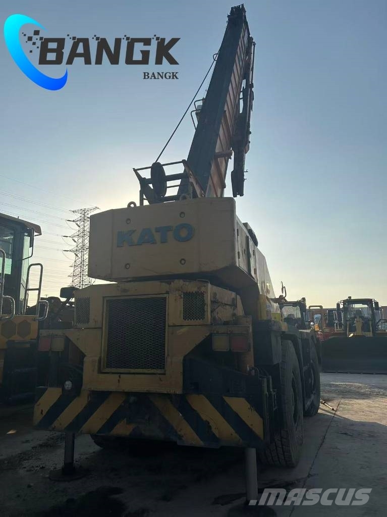 Kato KR 25 H Macara teren accidentat