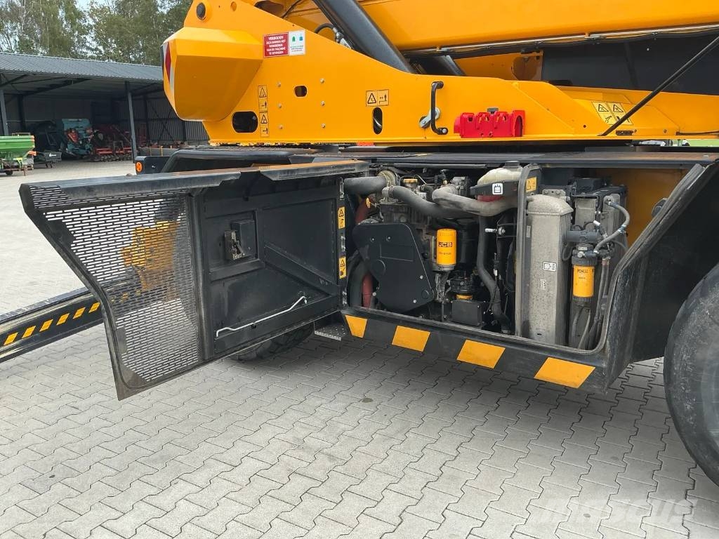 JCB 555-210 R مناولات متداخلة