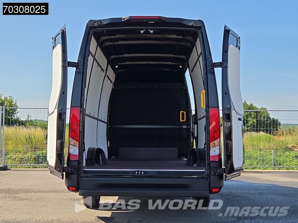Iveco Daily 35S21 Neu! 3.0L Automatik 210PS 12m3 L2H2 AC Utilitara