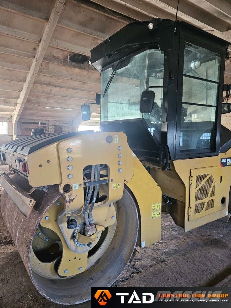 CAT CB 10 其他压路机