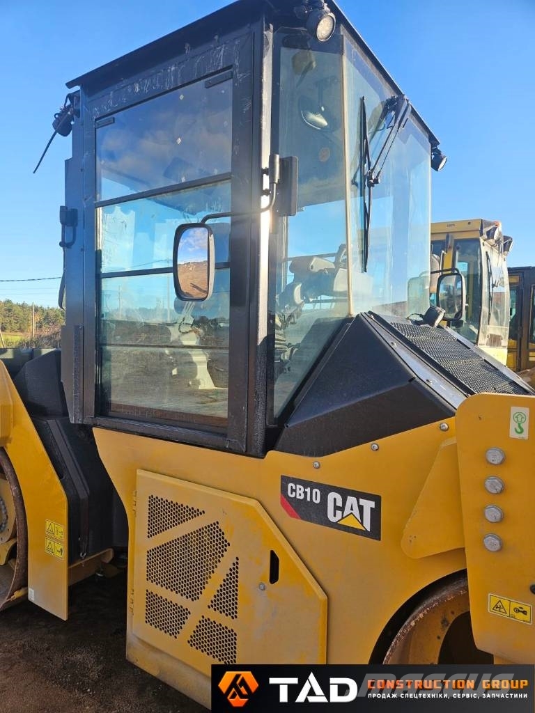 CAT CB 10 其他压路机