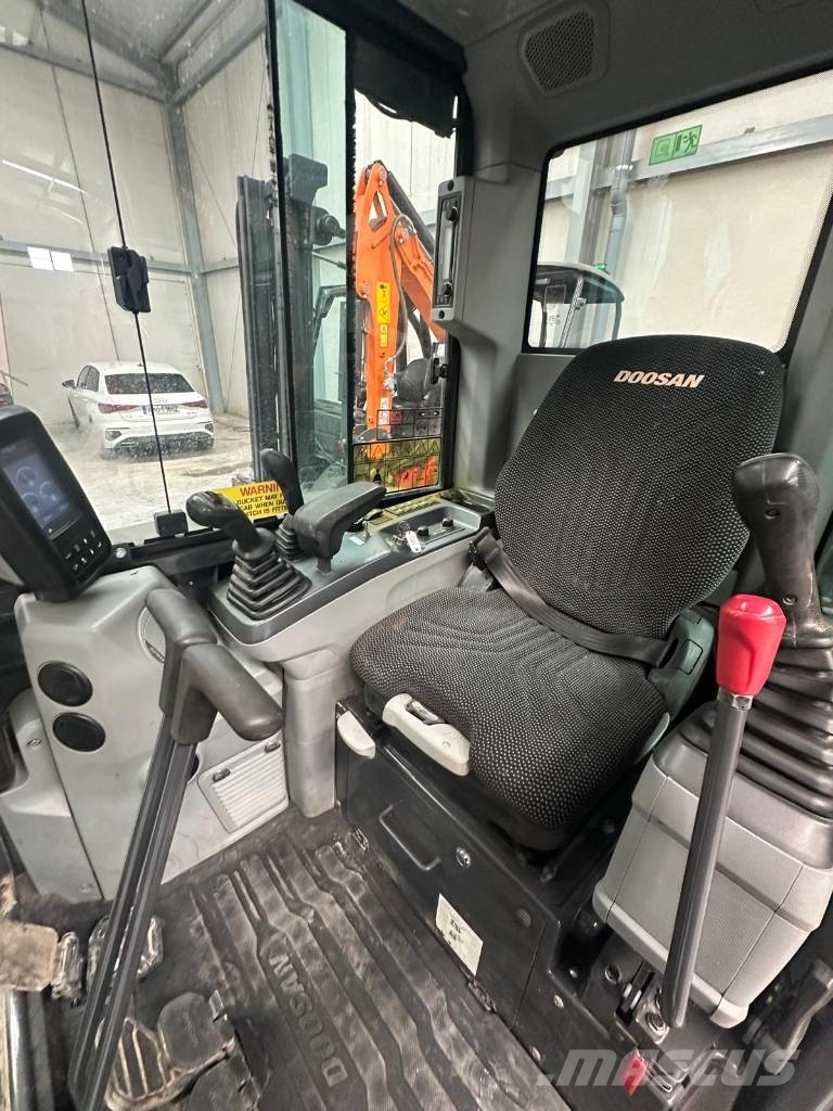 Doosan DX 27 Z Εκσκαφάκι (διαβολάκι) < 7t