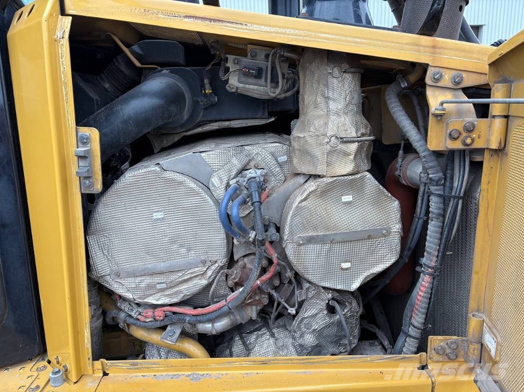 CAT D 6 T LGP 履帶推土機
