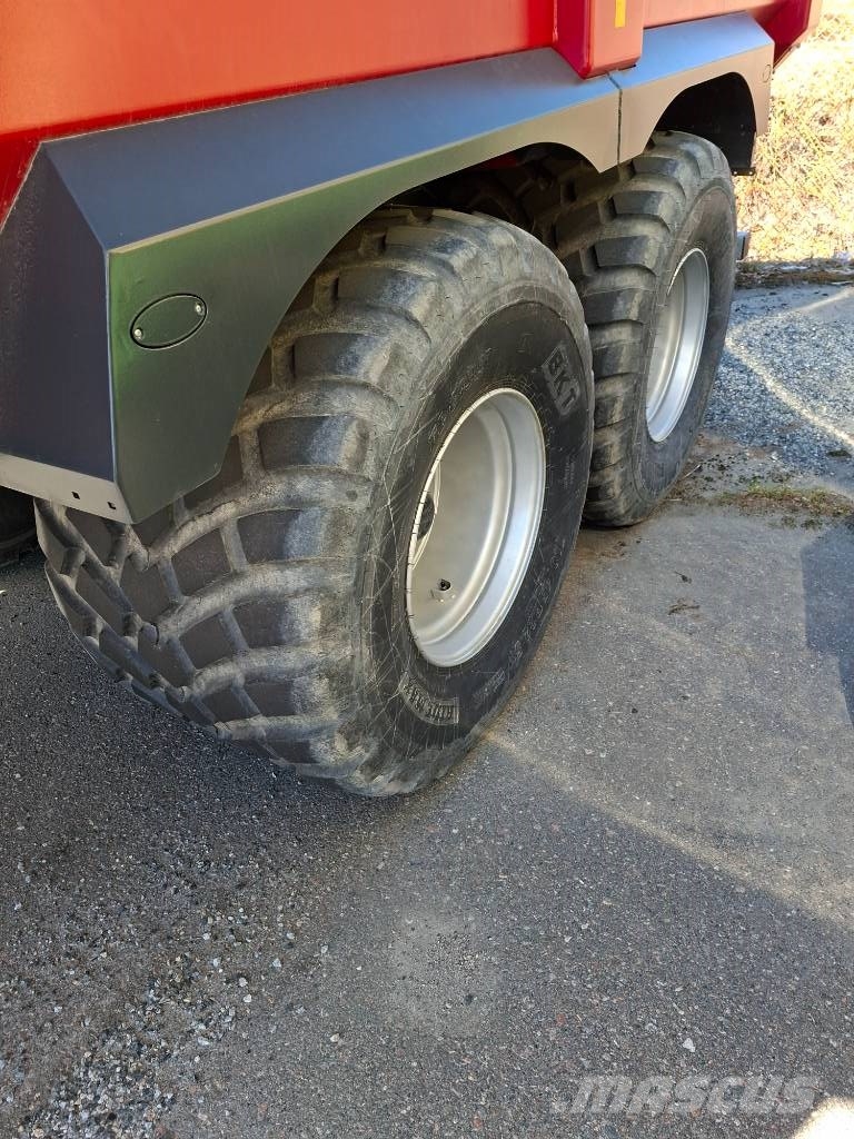 Ferrel DH195 viljakorokkeella Kallurhaagised