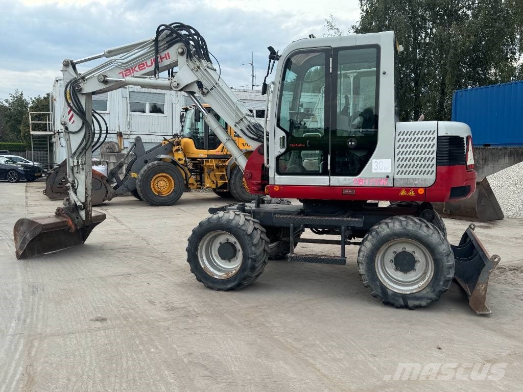 Takeuchi Tb175W Bagri na kolesih