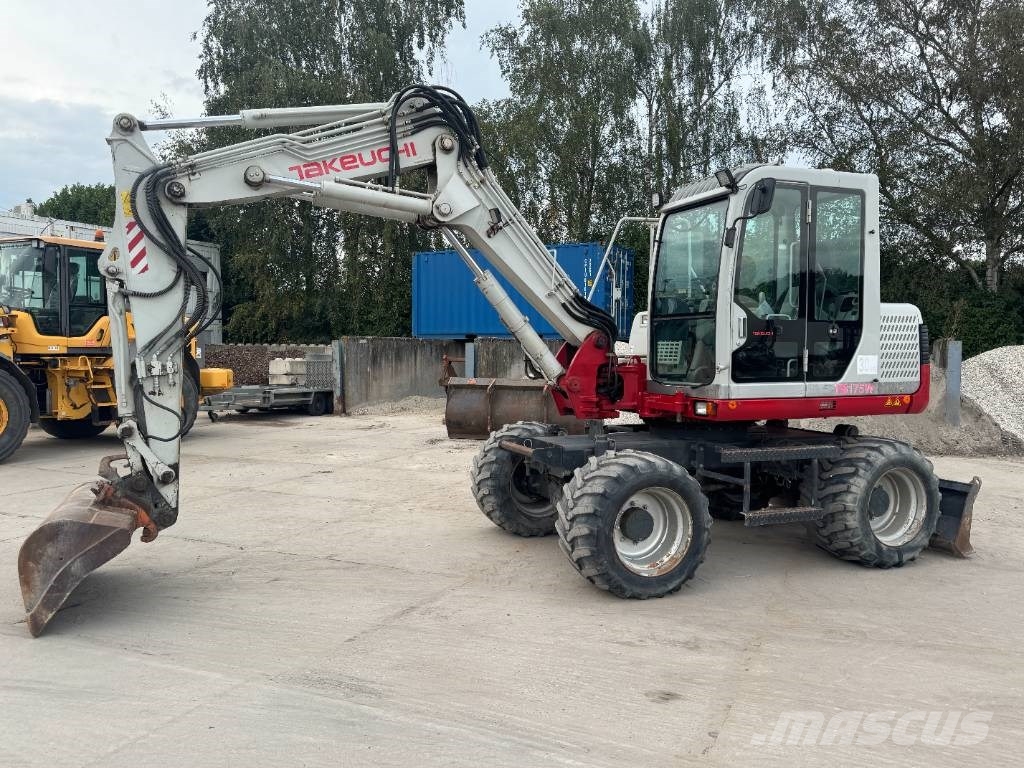 Takeuchi Tb175W Bagri na kolesih