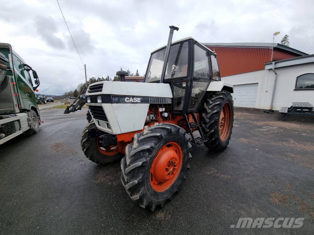 Case IH 1490 / FUK863 Трактори