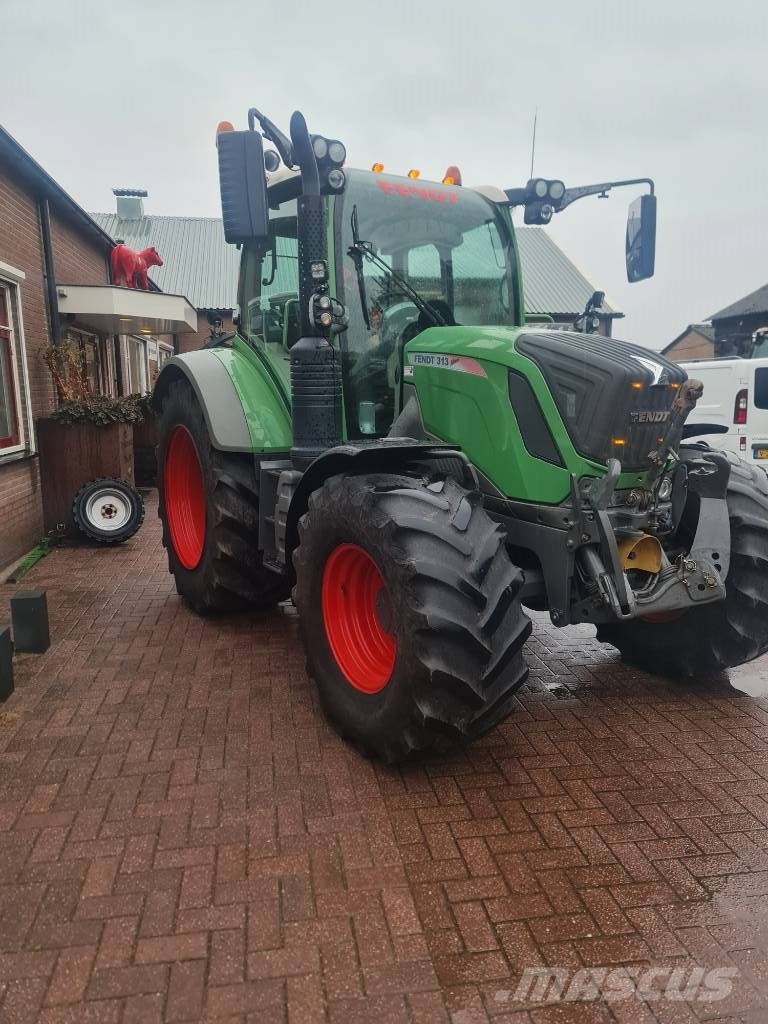 Fendt 313 S4 Profi Tractoren