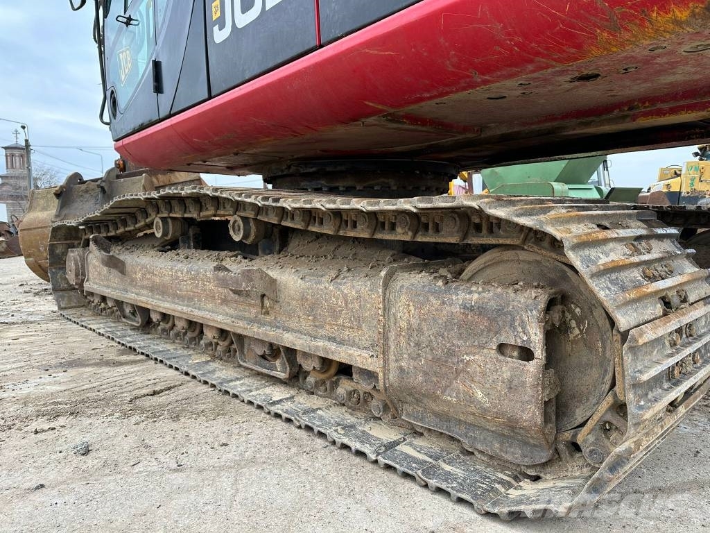 JCB JS 240 N LC Bageri guseničari