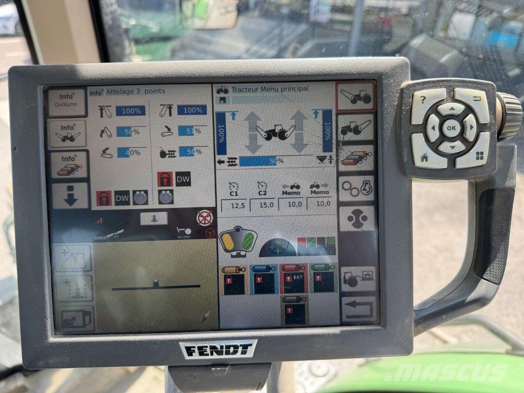 Fendt 824 VARIO PROFI + Tractors