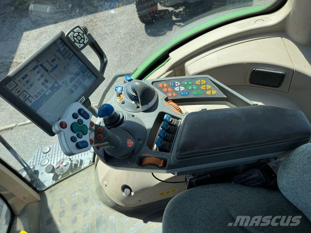 Fendt 824 VARIO PROFI + Трактори