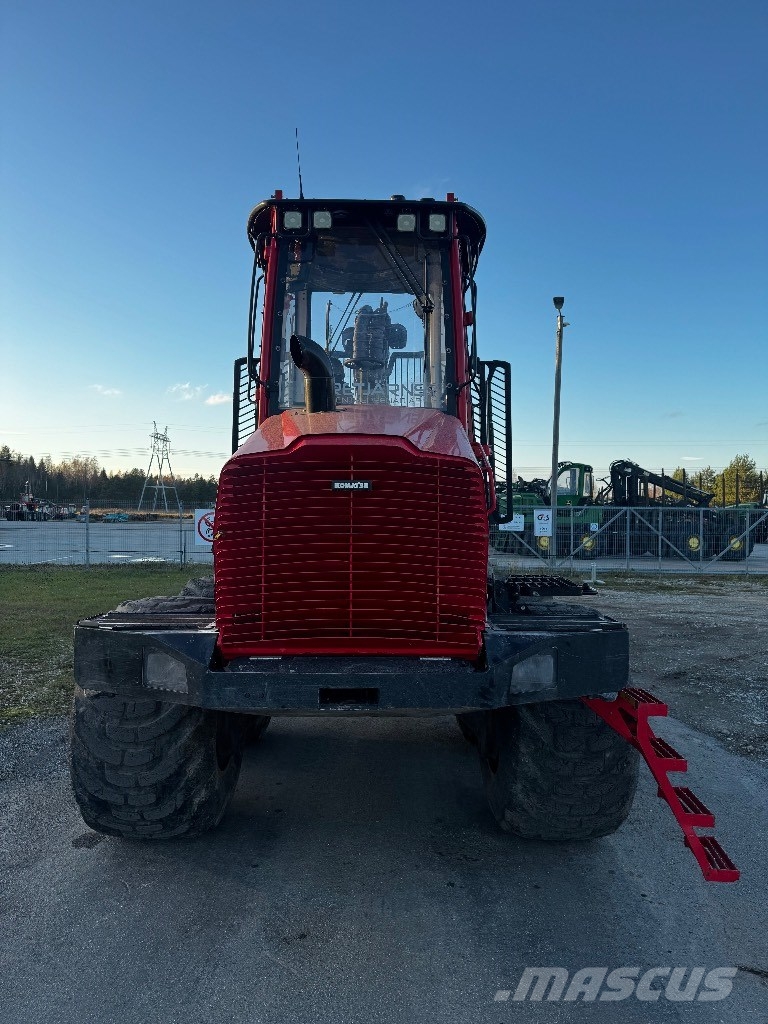 Komatsu 845 Forwarder