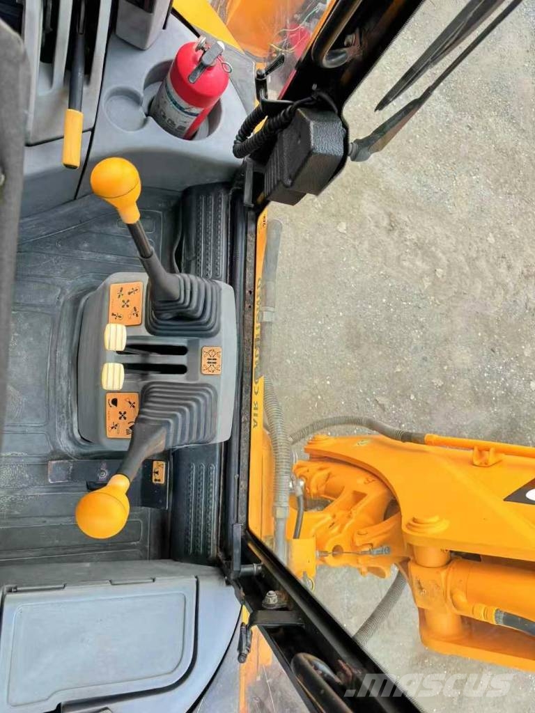 JCB 3 CX Shanghai largest supplier Retrocargadoras