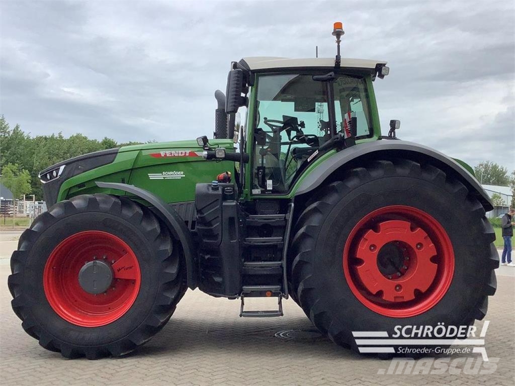 Fendt 1050 VARIO GEN3 PROFI PLUS Traktorer