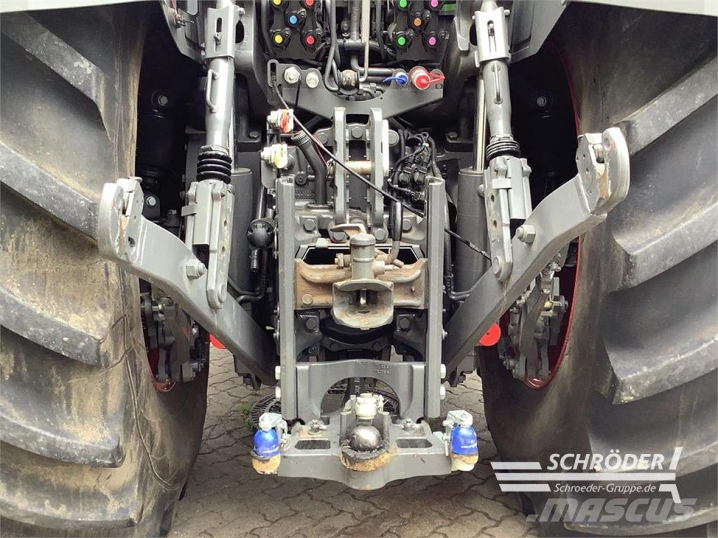 Fendt 1050 VARIO GEN3 PROFI PLUS Traktorer