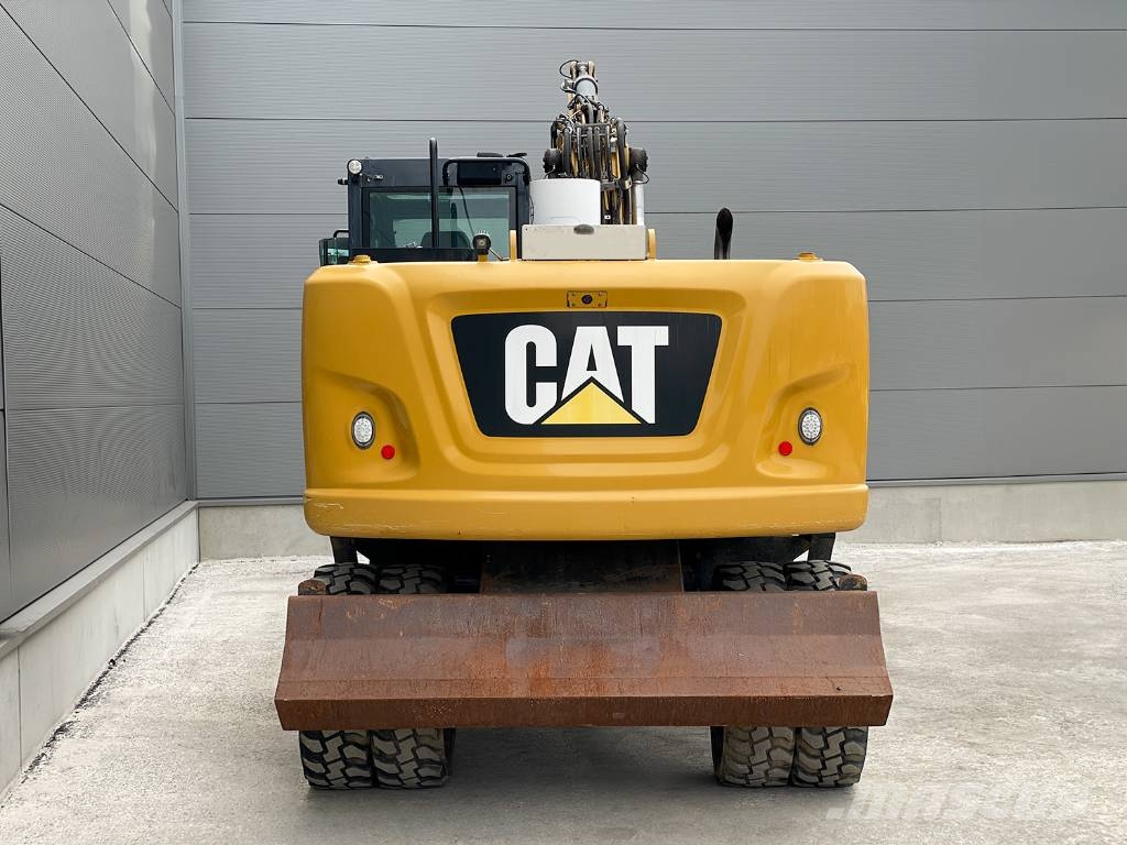 CAT M316F Ekskavatori uz riteņiem