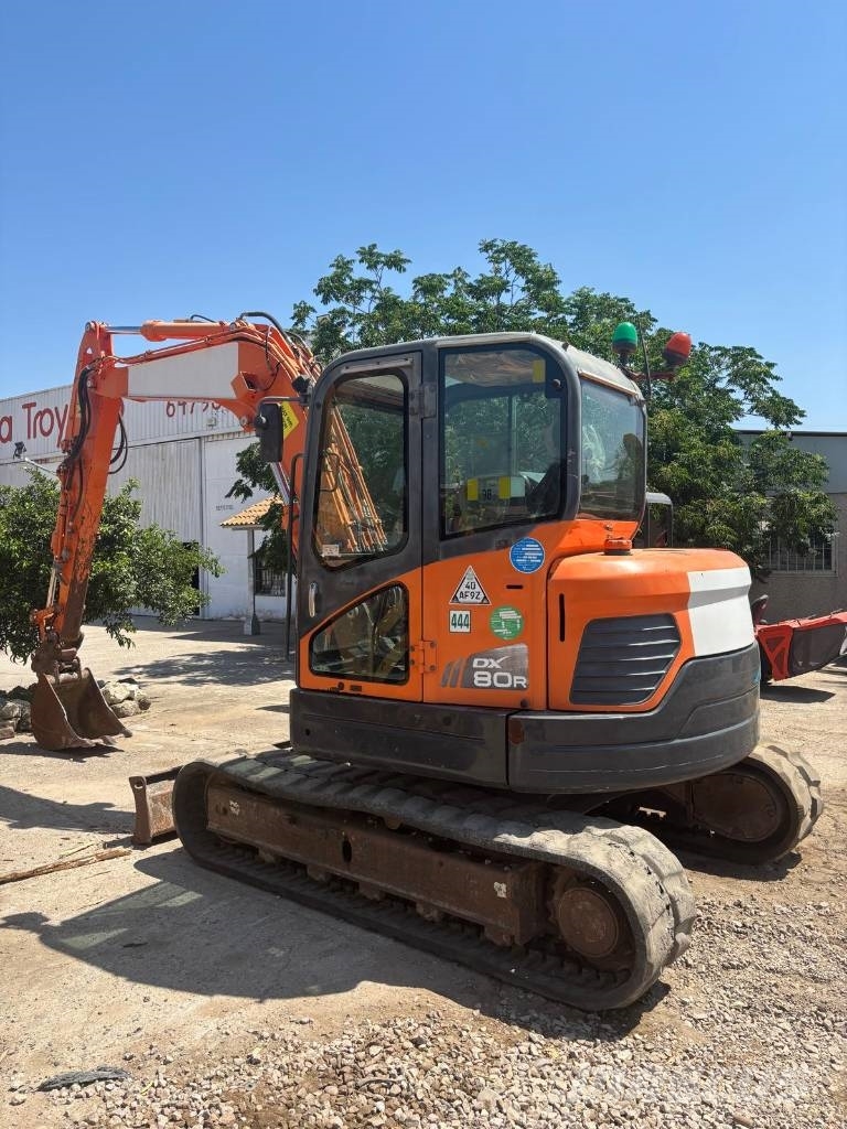 Doosan DX 80 R 中型挖掘机
