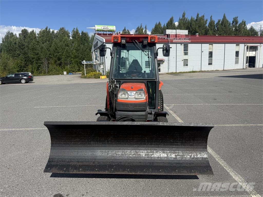 Kubota STV32 Τρακτέρ μικρών διαστάσεων