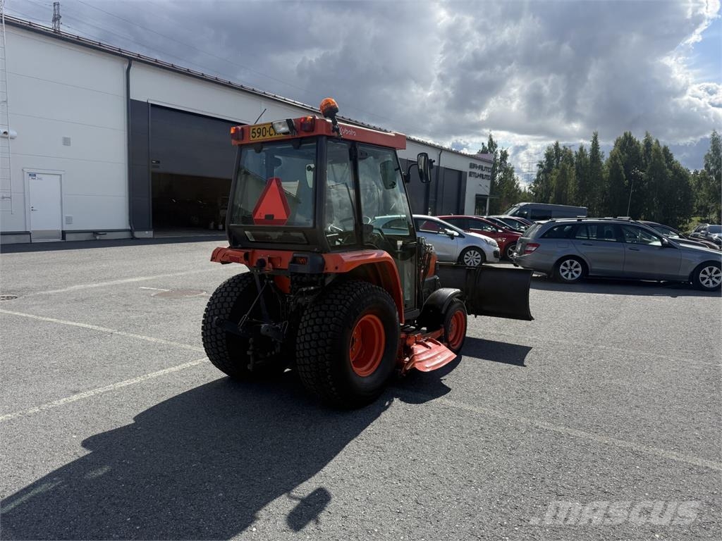 Kubota STV32 Τρακτέρ μικρών διαστάσεων