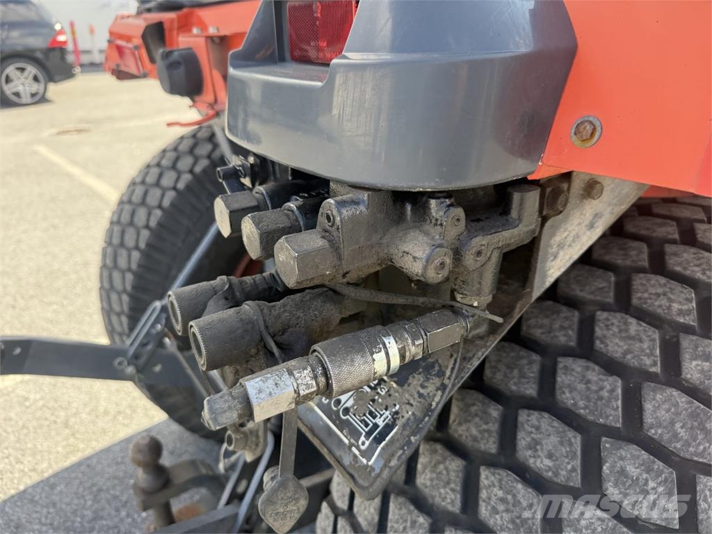 Kubota STV32 Τρακτέρ μικρών διαστάσεων