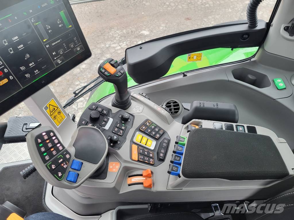 Deutz-Fahr 8340 TTV Трактори