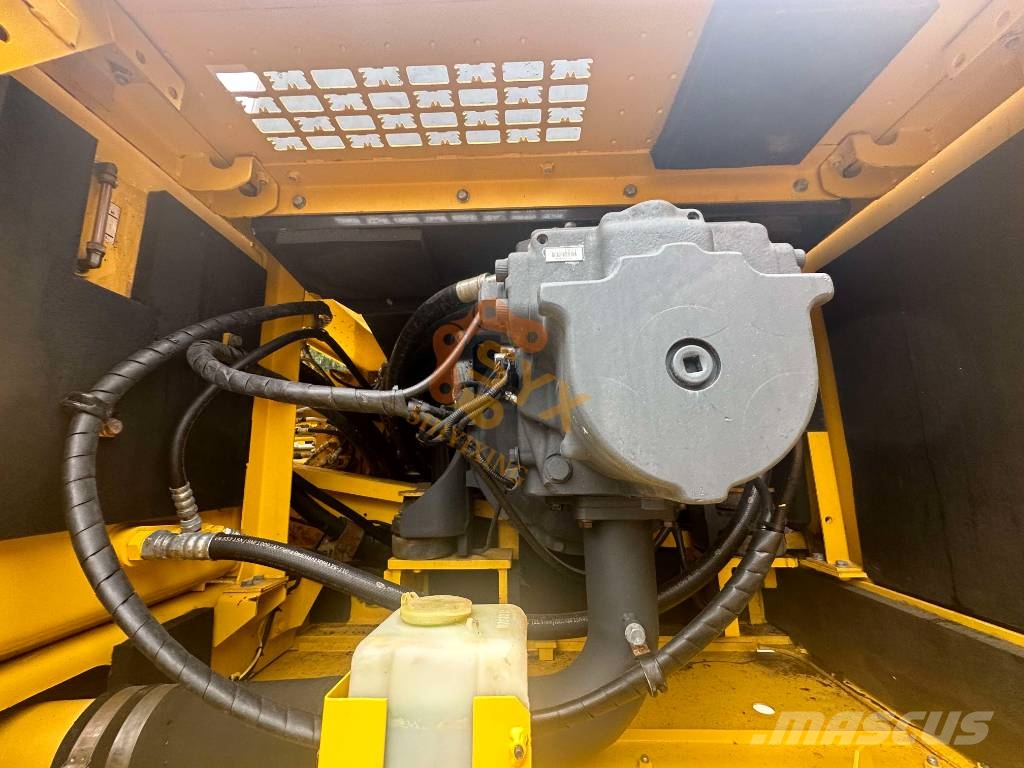 Komatsu PC 400 LC-8 Escavatori cingolati