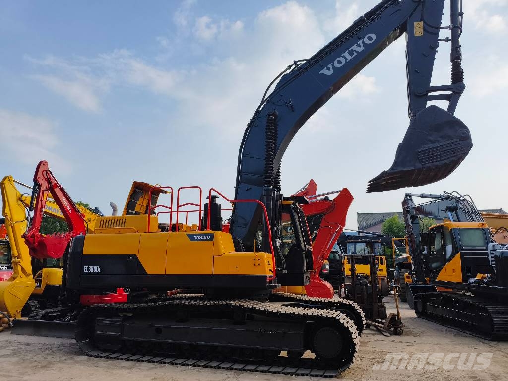 Volvo EC 380 D L Гусеничні екскаватори