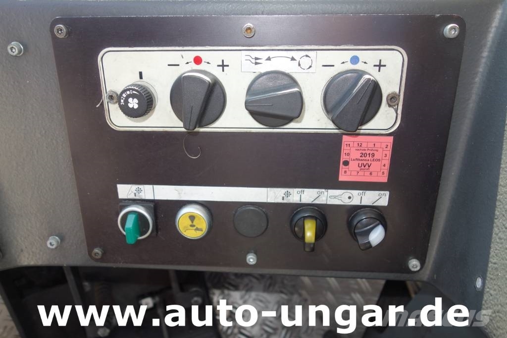 GOLDHOFER AST-1 A500 Baujahr 1999 Push-Back towbarless Pushb Airport equipment