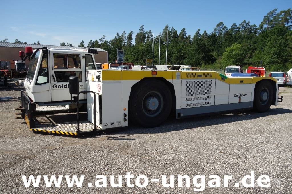 GOLDHOFER AST-1 A500 Baujahr 1999 Push-Back towbarless Pushb Airport equipment